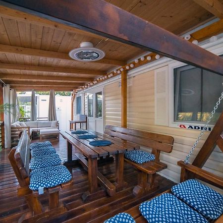 Mobile Home Cube, 3 Bedrooms, Free Parking, Wifi Biograd Na Moru Exterior photo